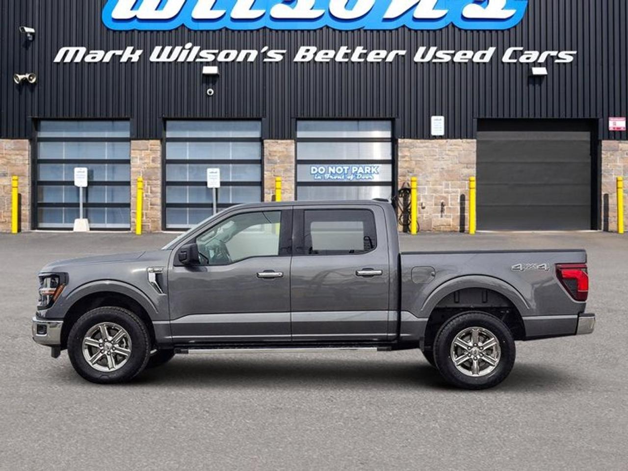 2025 Ford F-150 XLT Crew 4X4 | 5.0L V8 | Power Seat | CarPlay + Android | Rear Camera | and More ! Photo