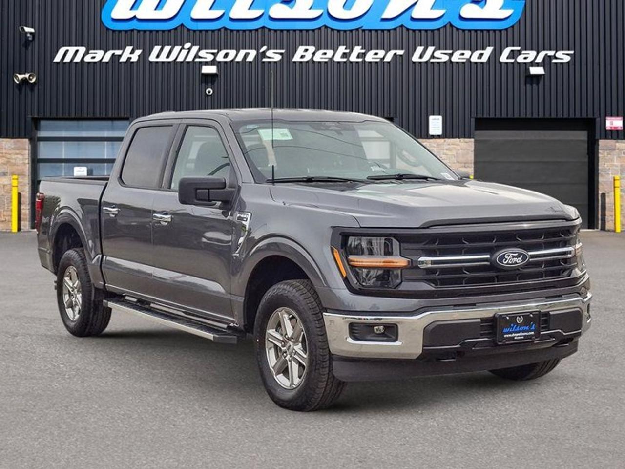 2025 Ford F-150 XLT Crew 4X4 | 5.0L V8 | Power Seat | CarPlay + Android | Rear Camera | and More ! Photo