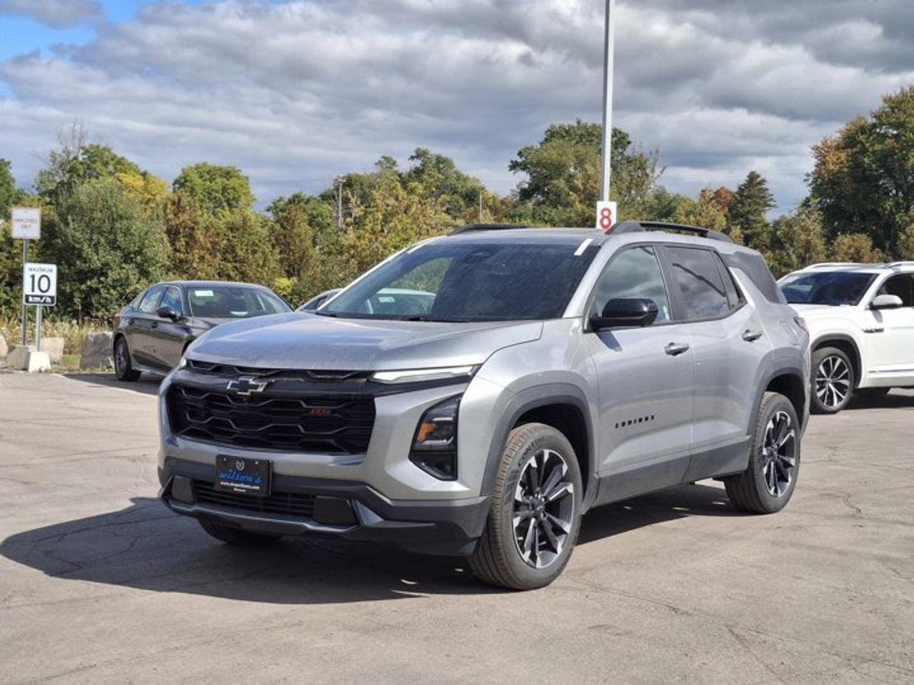2025 Chevrolet Equinox AWD RS | Panoramic Sunroof | 360 Camera | Cooled + Heated Seats | Power Seats | Heated Wheel & More! Photo5