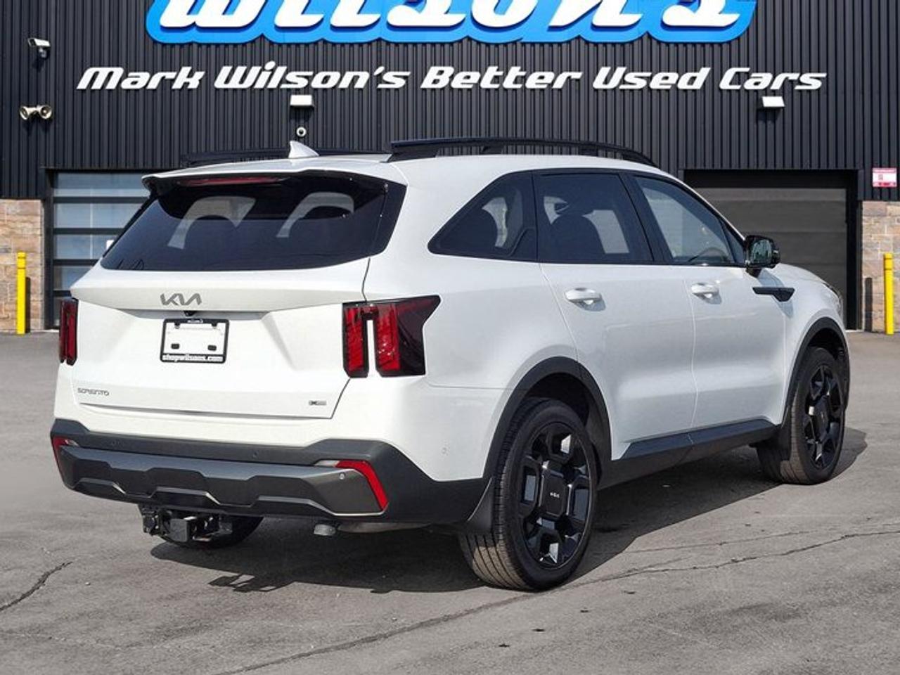 2024 Kia Sorento X-Line Limited AWD | Leather | Panoramic Sunroof | Heated + Cooled Seats | Heated Steering and More! Photo