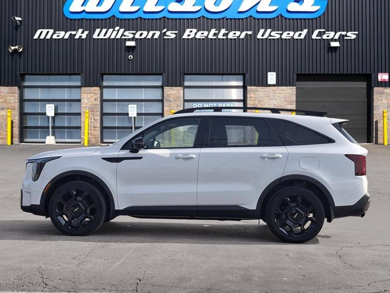 2024 Kia Sorento X-Line Limited AWD | Leather | Panoramic Sunroof | Heated + Cooled Seats | Heated Steering and More! Photo5