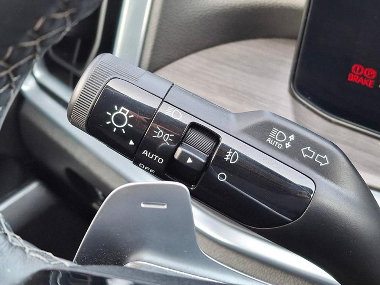 2024 Kia Sorento X-Line Limited AWD | Leather | Panoramic Sunroof | Heated + Cooled Seats | Heated Steering and More! Photo