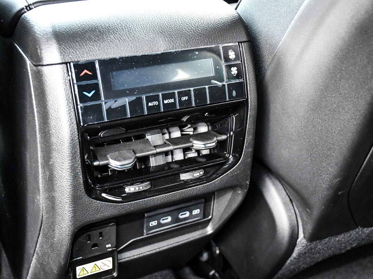 2027 Jeep Grand Cherokee L Laredo Altitude 4x4 Photo
