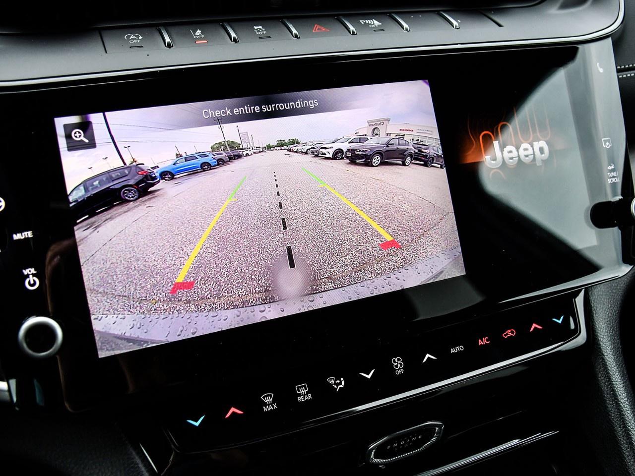 2027 Jeep Grand Cherokee L Laredo Altitude 4x4 Photo