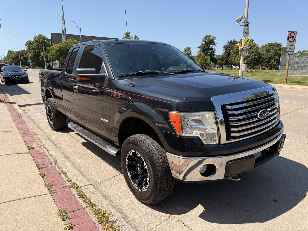 2012 Ford F-150 XTR Photo4