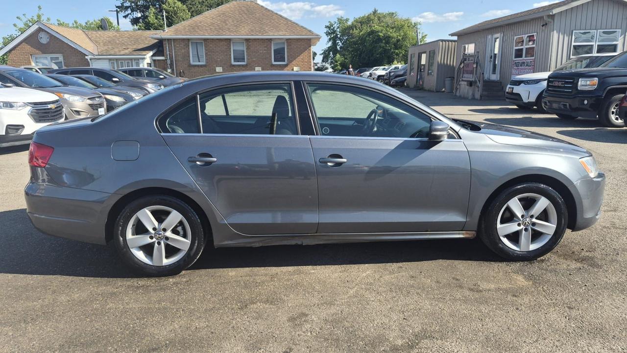 2014 Volkswagen Jetta COMFORTLINE, TSI, SEDAN, AUTO, 4 CYL, CERTIFIED Photo