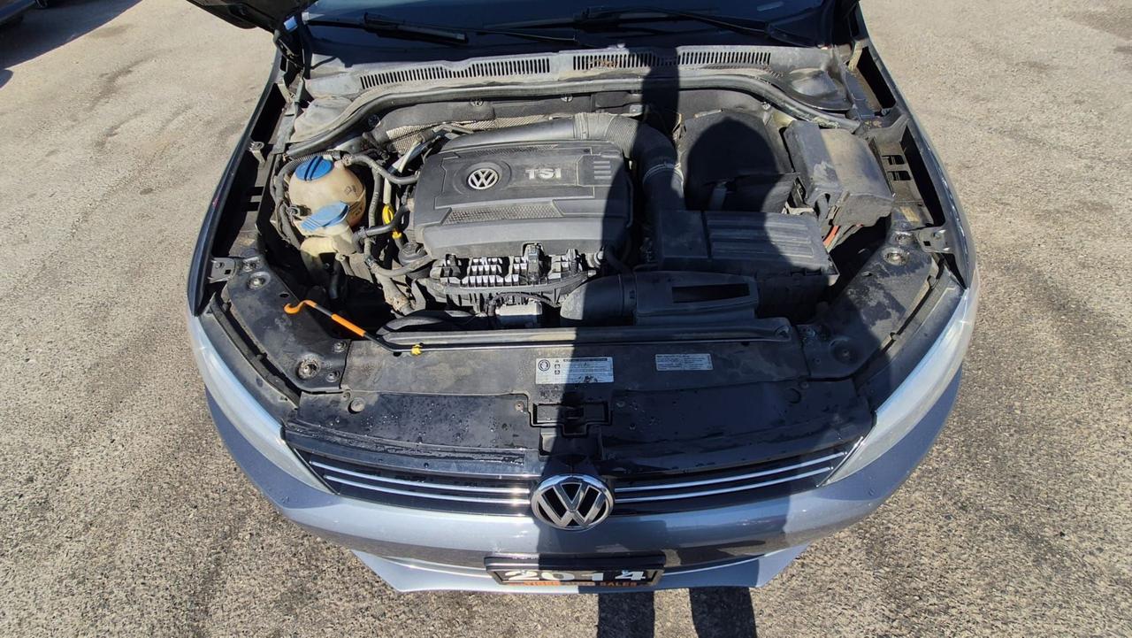 2014 Volkswagen Jetta COMFORTLINE, TSI, SEDAN, AUTO, 4 CYL, CERTIFIED Photo