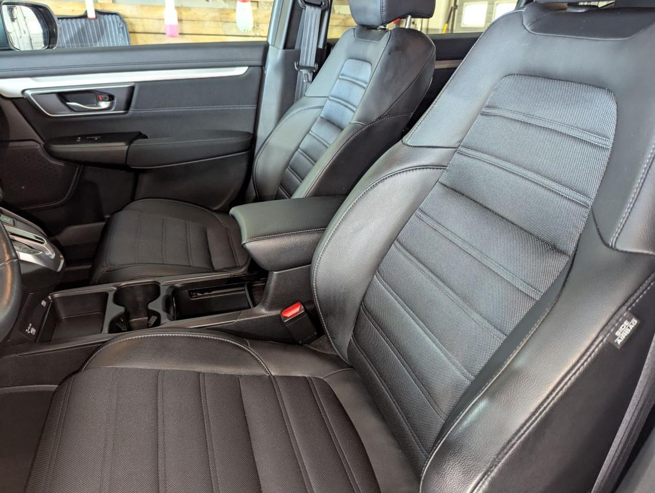 2020 Honda CR-V Sport AWD WITH LANE DEPARTURE/LEATHER!! Photo