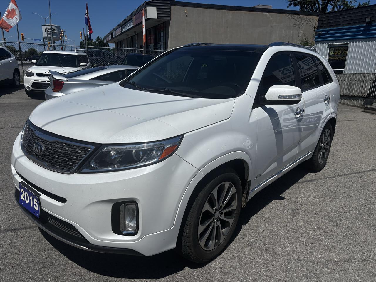 2015 Kia Sorento SX, All Wheel Drive, Sunroof, Leather,Remote Start Photo