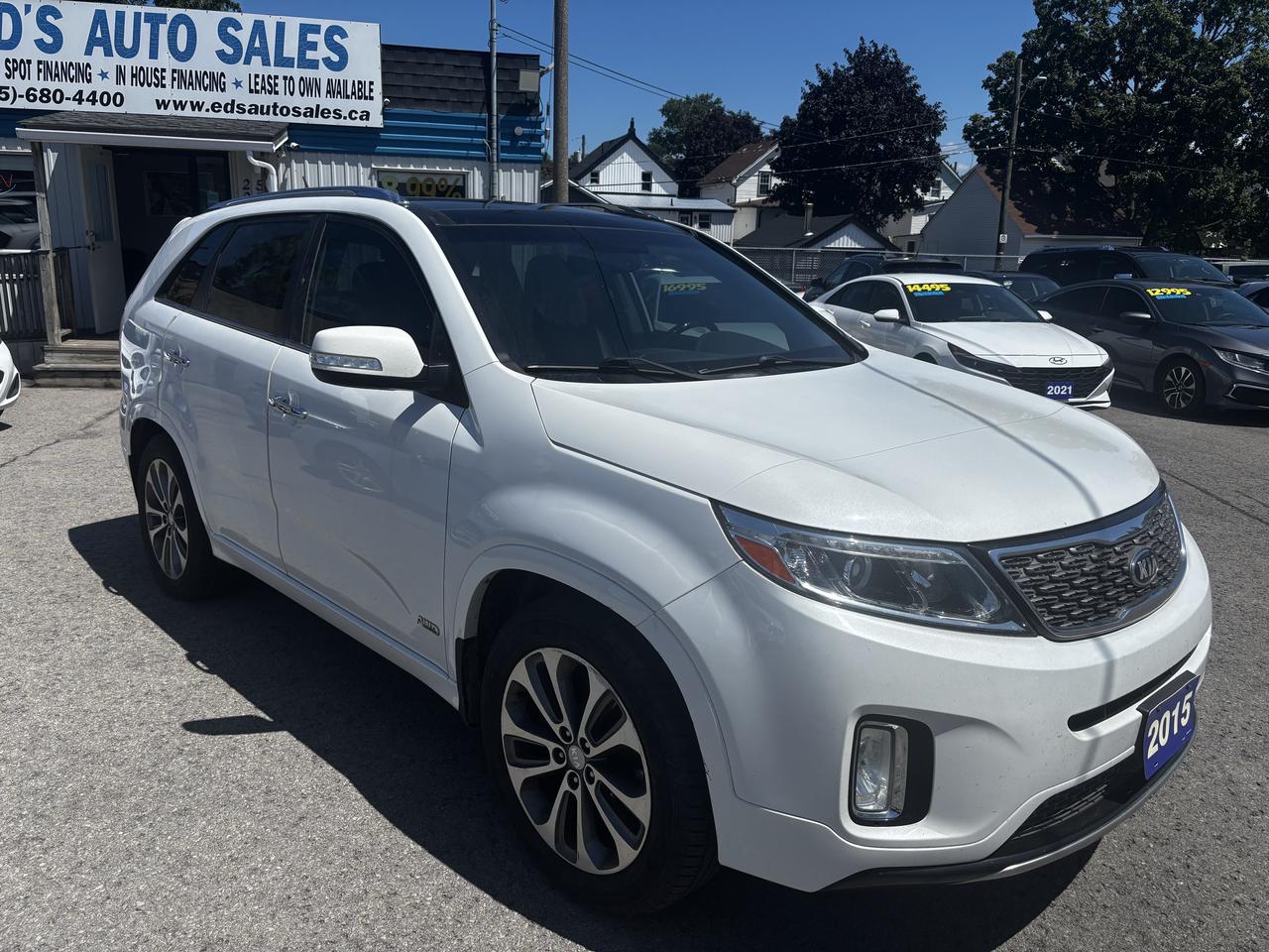 2015 Kia Sorento SX, All Wheel Drive, Sunroof, Leather,Remote Start Photo