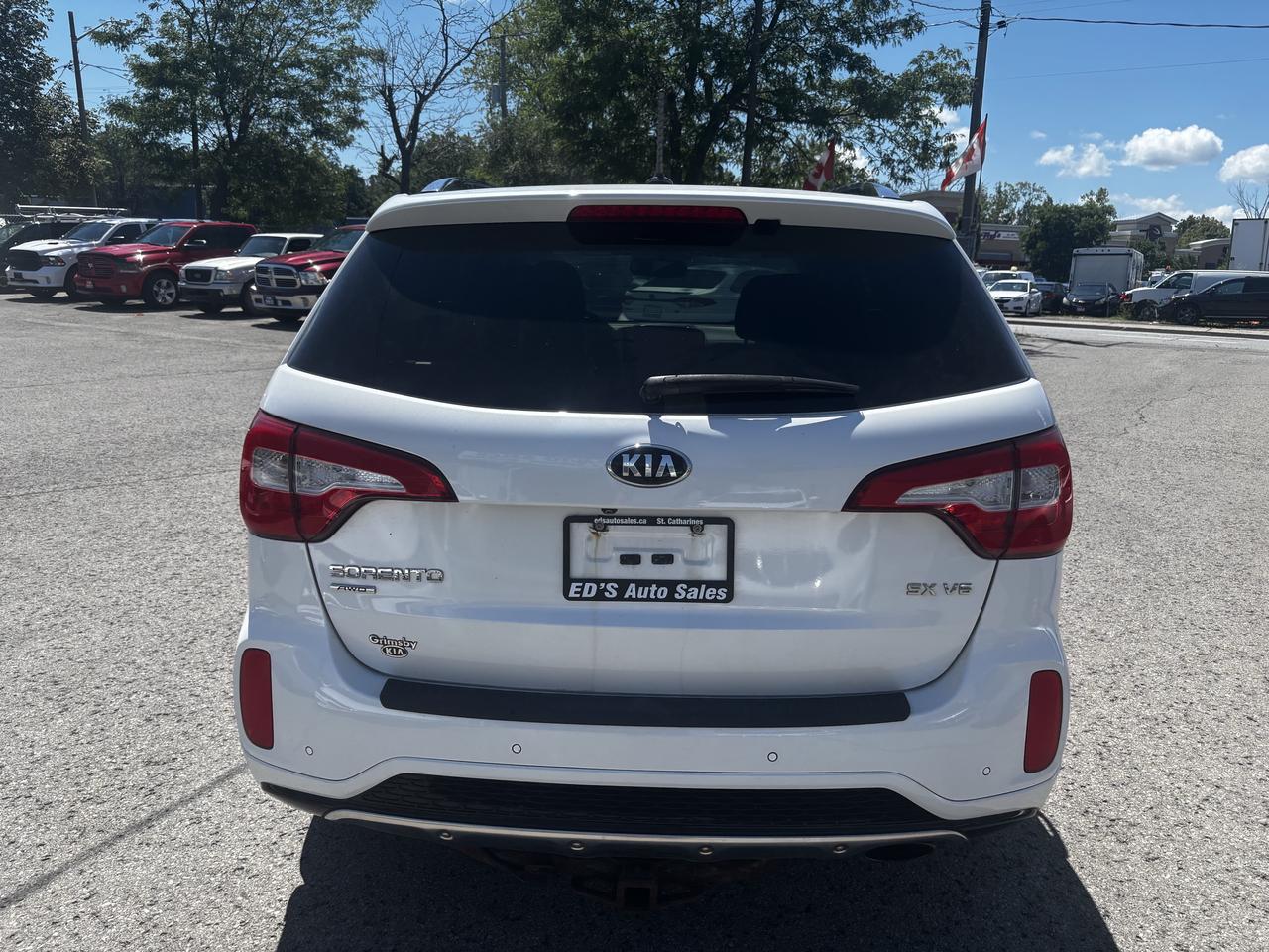 2015 Kia Sorento SX, All Wheel Drive, Sunroof, Leather,Remote Start Photo