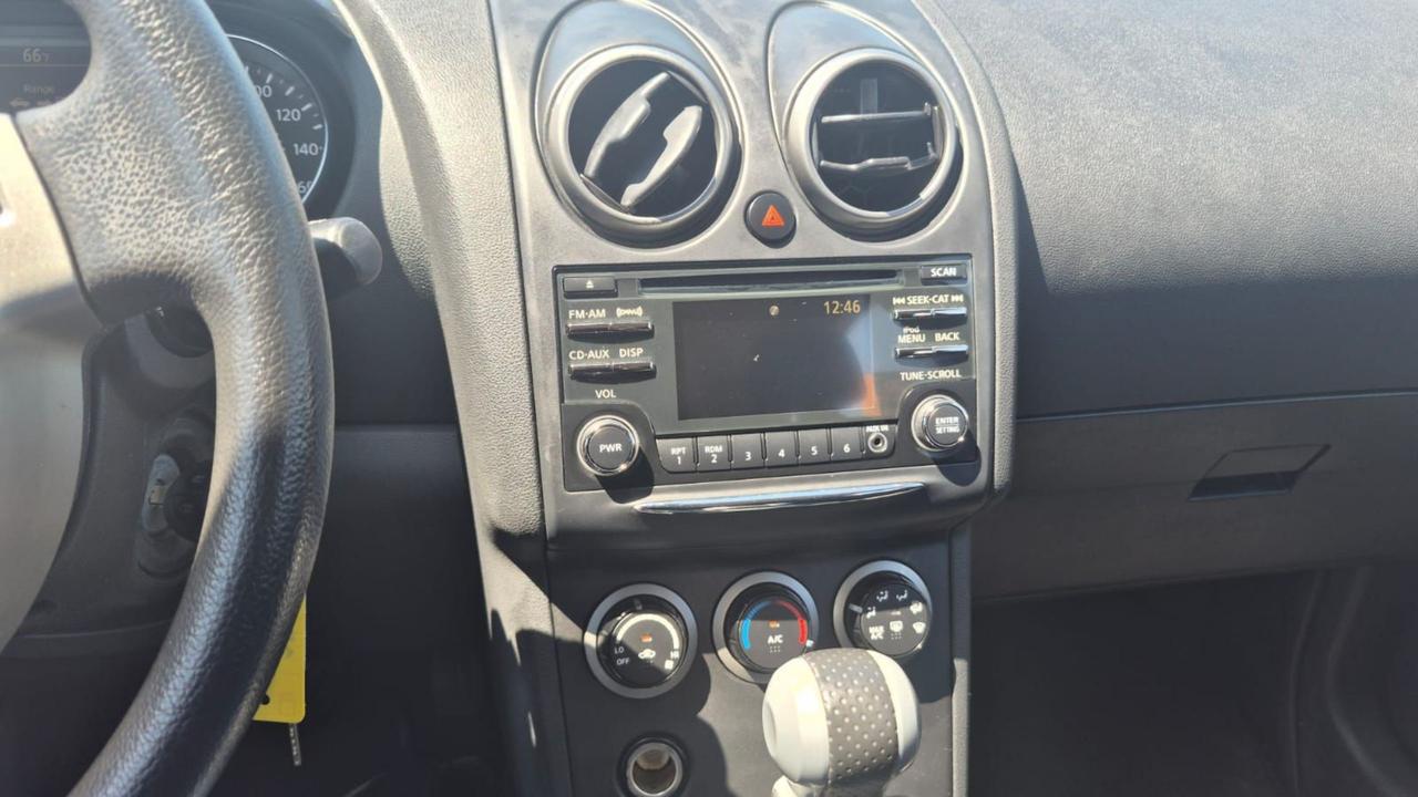 2015 Nissan Rogue Select S Photo