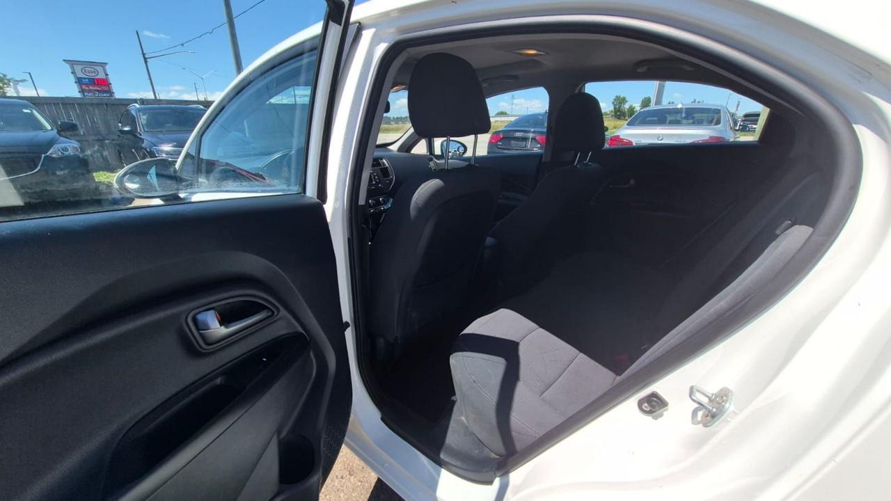 2013 Kia Rio EX, 4 CYL, ONLY 105KMS, AUTO, NO ACCIDENT, CERT Photo