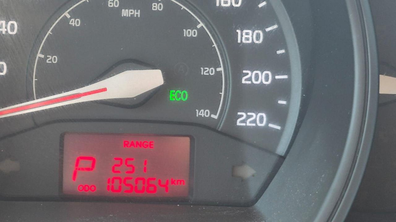 2013 Kia Rio EX, 4 CYL, ONLY 105KMS, AUTO, NO ACCIDENT, CERT Photo
