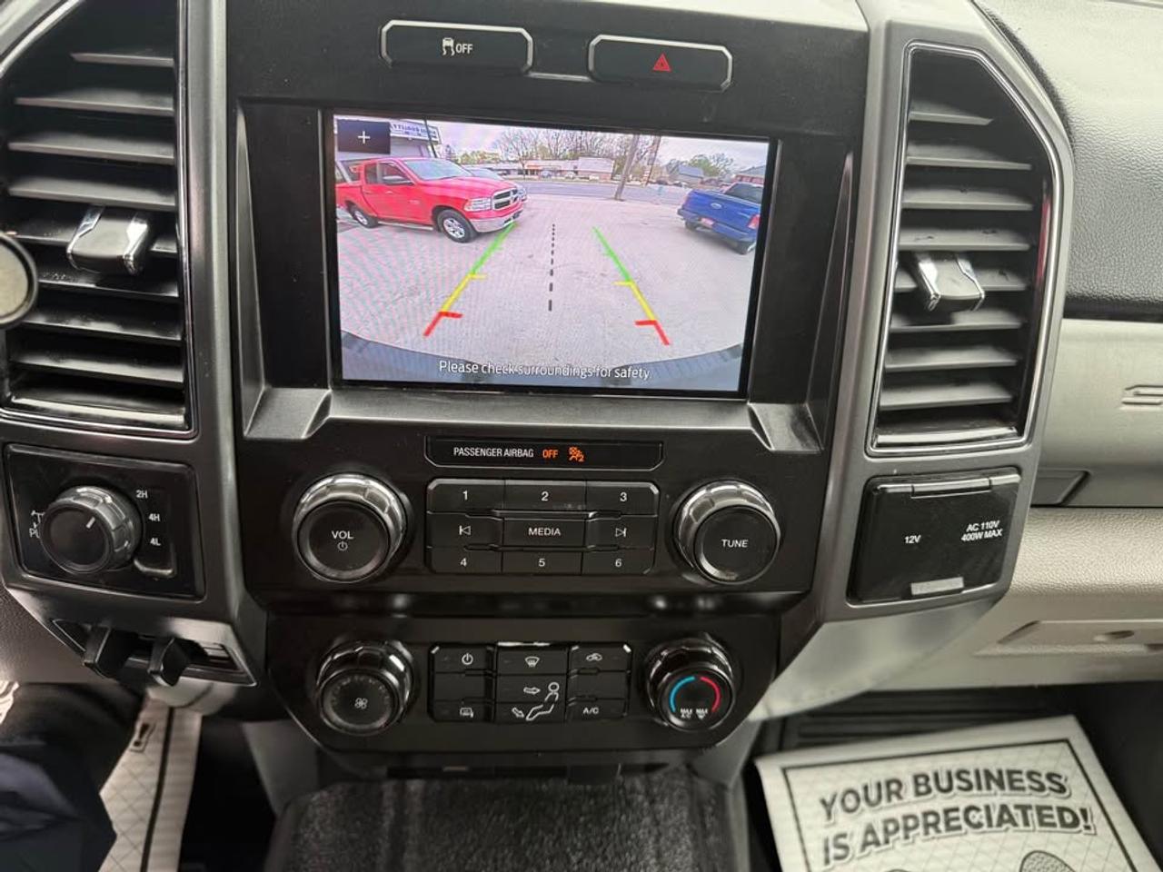 2022 Ford F-350 XLT Photo