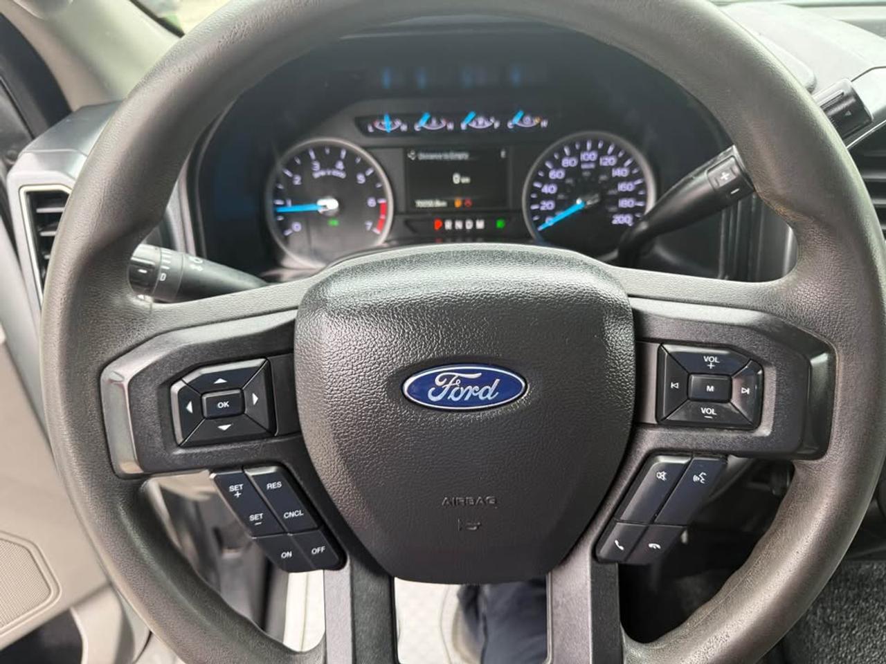 2022 Ford F-350 XLT Photo