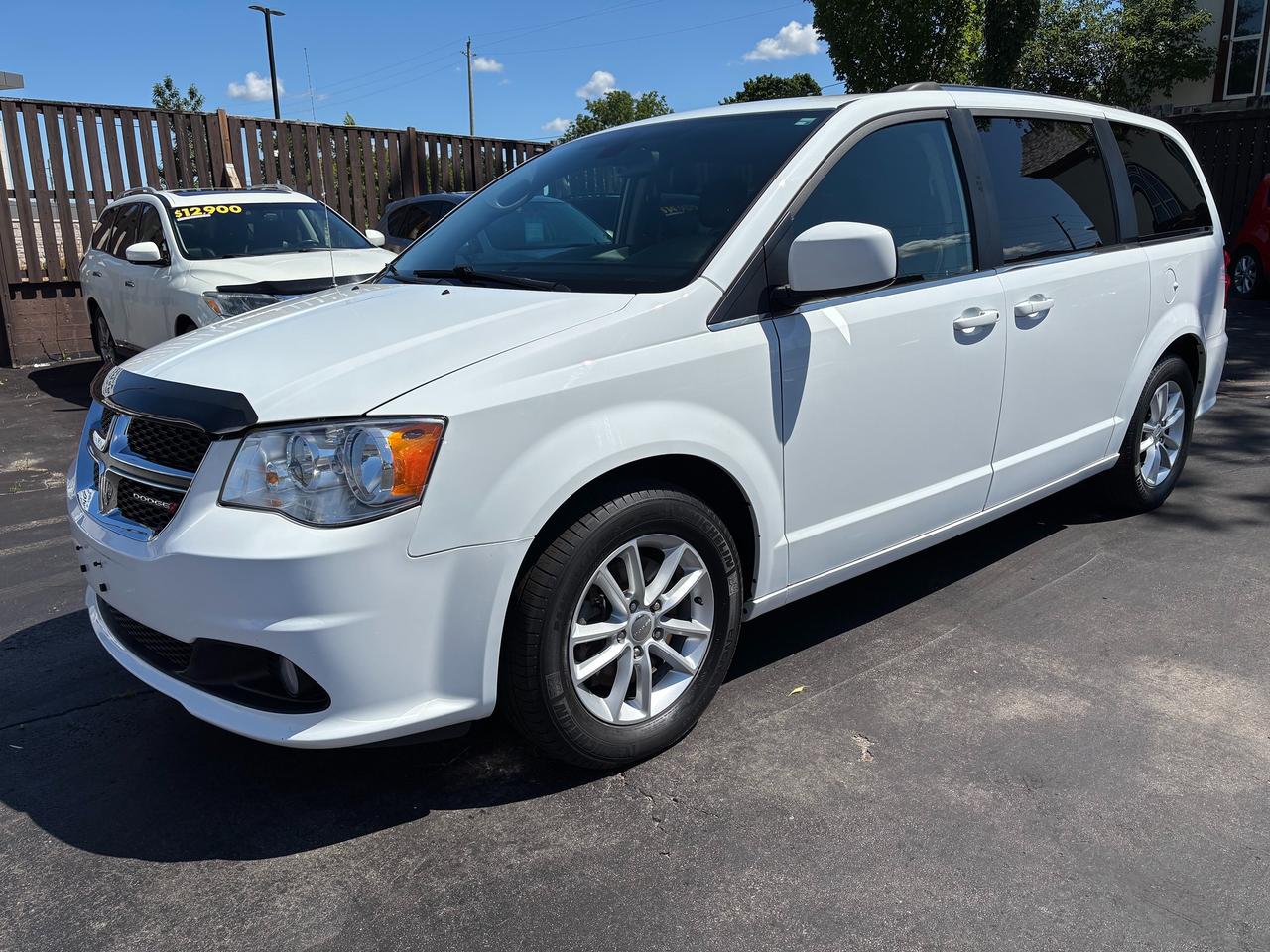 2019 Dodge Grand Caravan SXT Premium Plus Photo