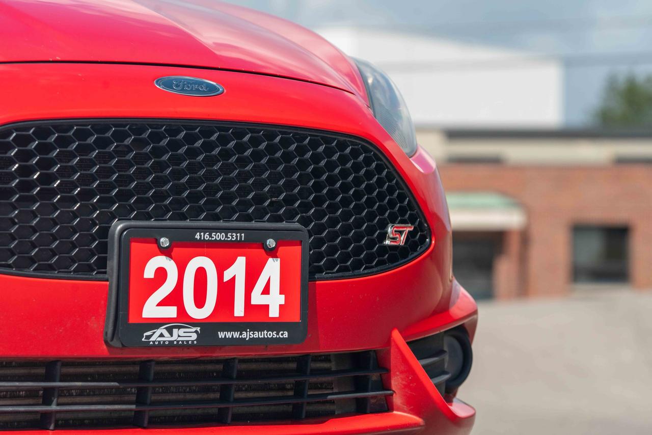 2014 Ford Fiesta ST Photo