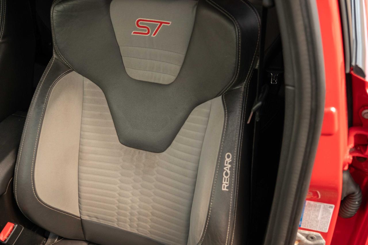 2014 Ford Fiesta ST Photo