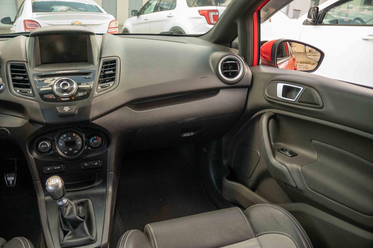 2014 Ford Fiesta ST Photo