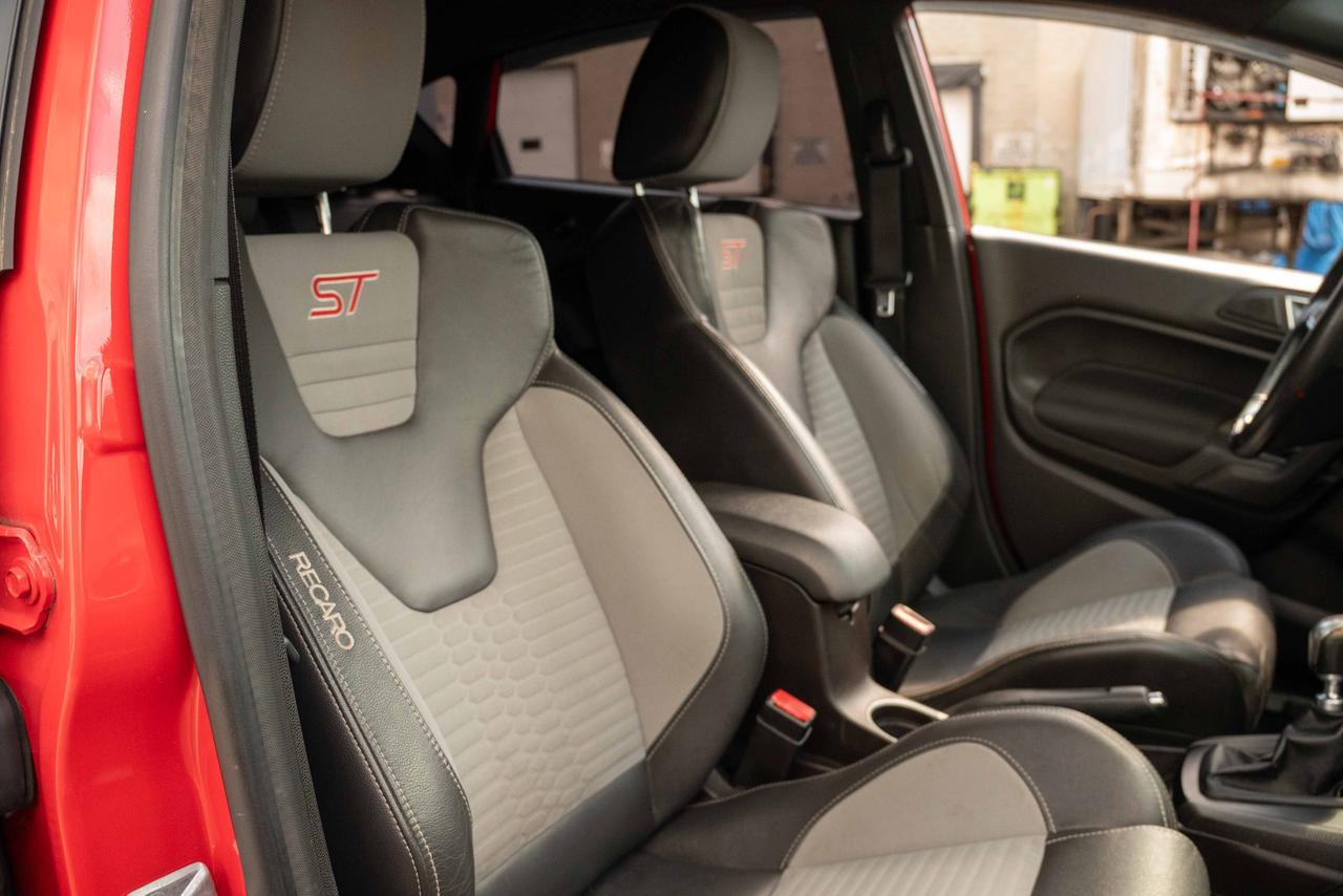 2014 Ford Fiesta ST Photo