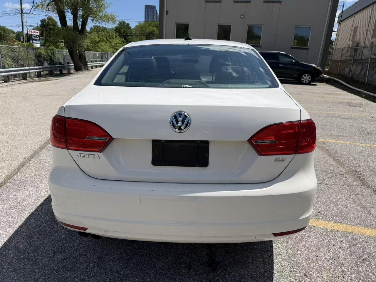 2013 Volkswagen Jetta 4dr Man SEL w/Nav Photo