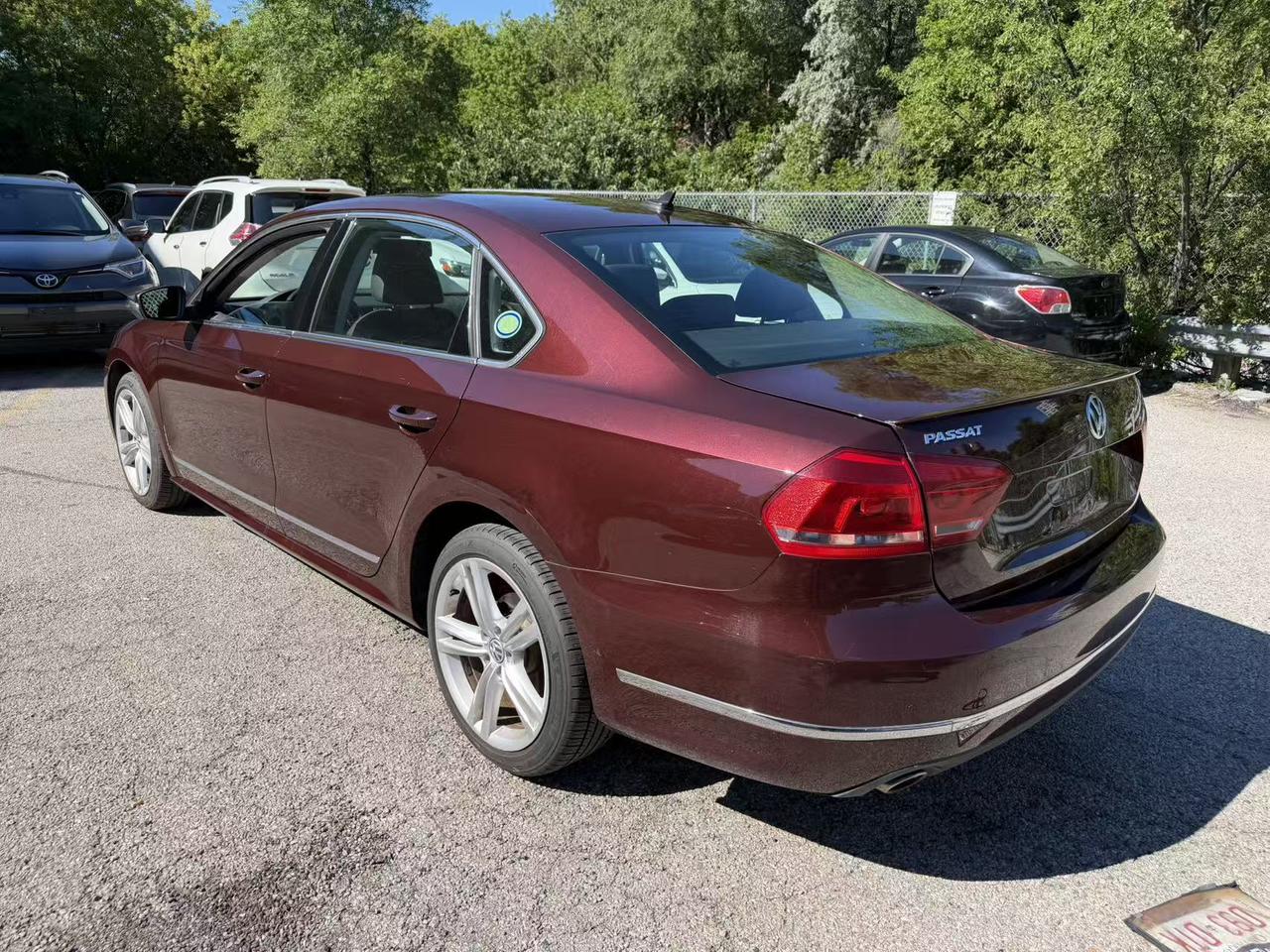 2013 Volkswagen Passat 4dr Sdn 2.0 TDI DSG Highline Photo