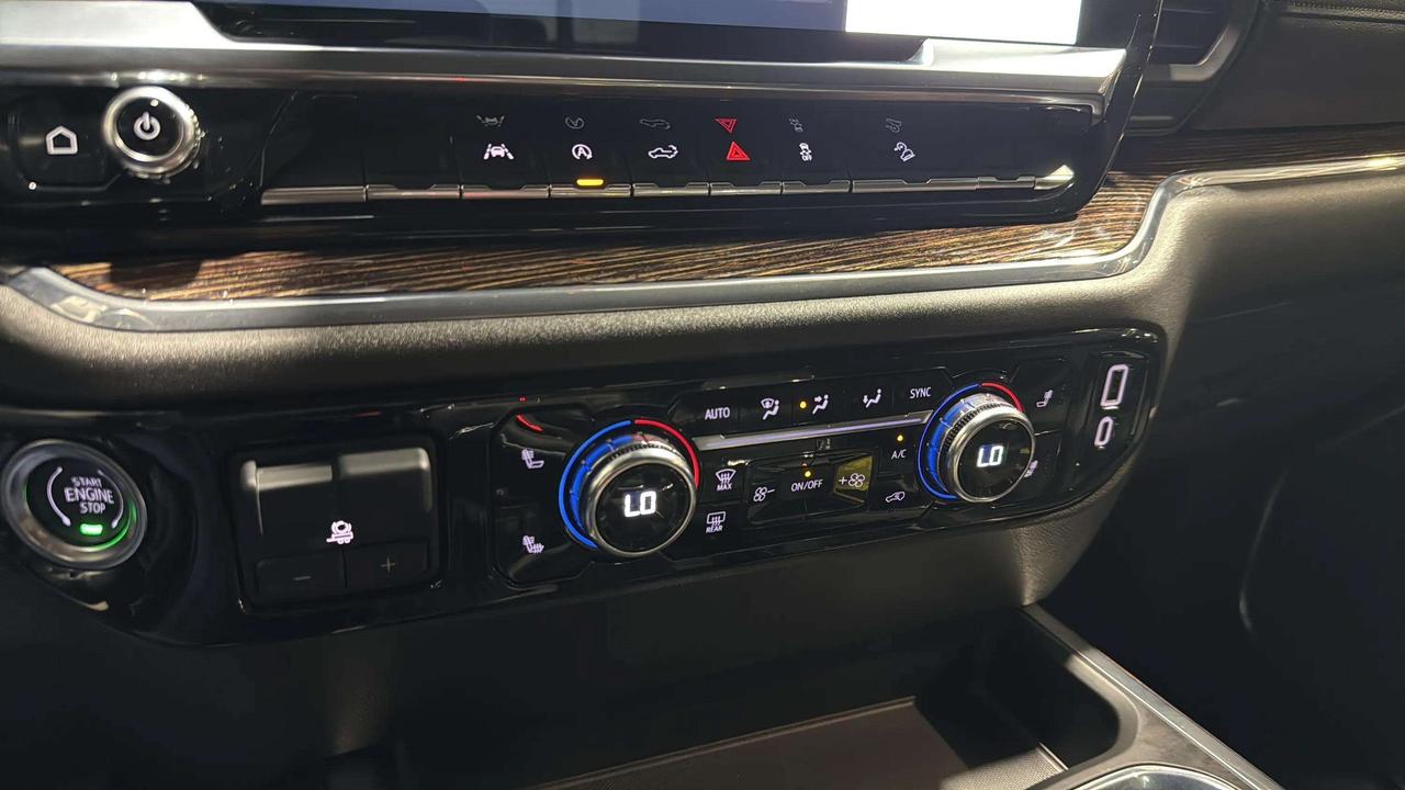 2024 GMC Sierra 1500 ELEVATION|CLEAN CARFAX|1 OWNER |X31|CREW|SHORT BED Photo