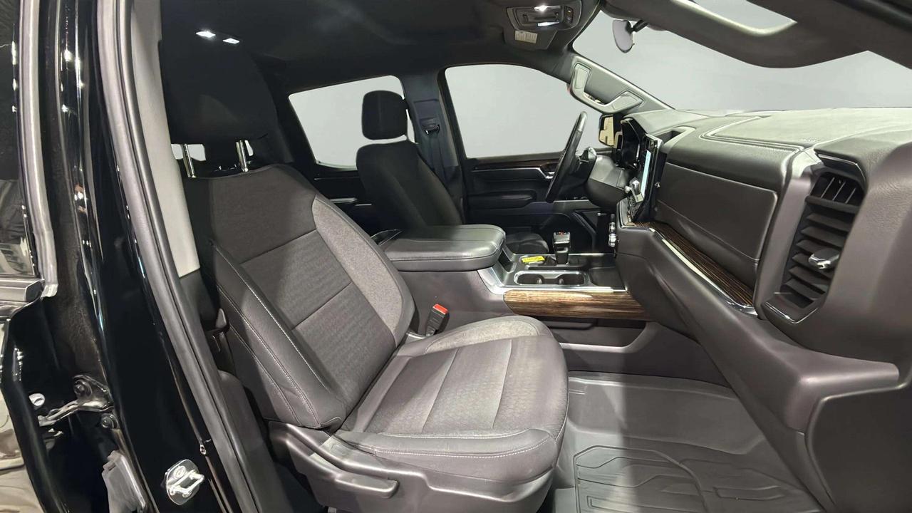2024 GMC Sierra 1500 ELEVATION|CLEAN CARFAX|1 OWNER |X31|CREW|SHORT BED Photo