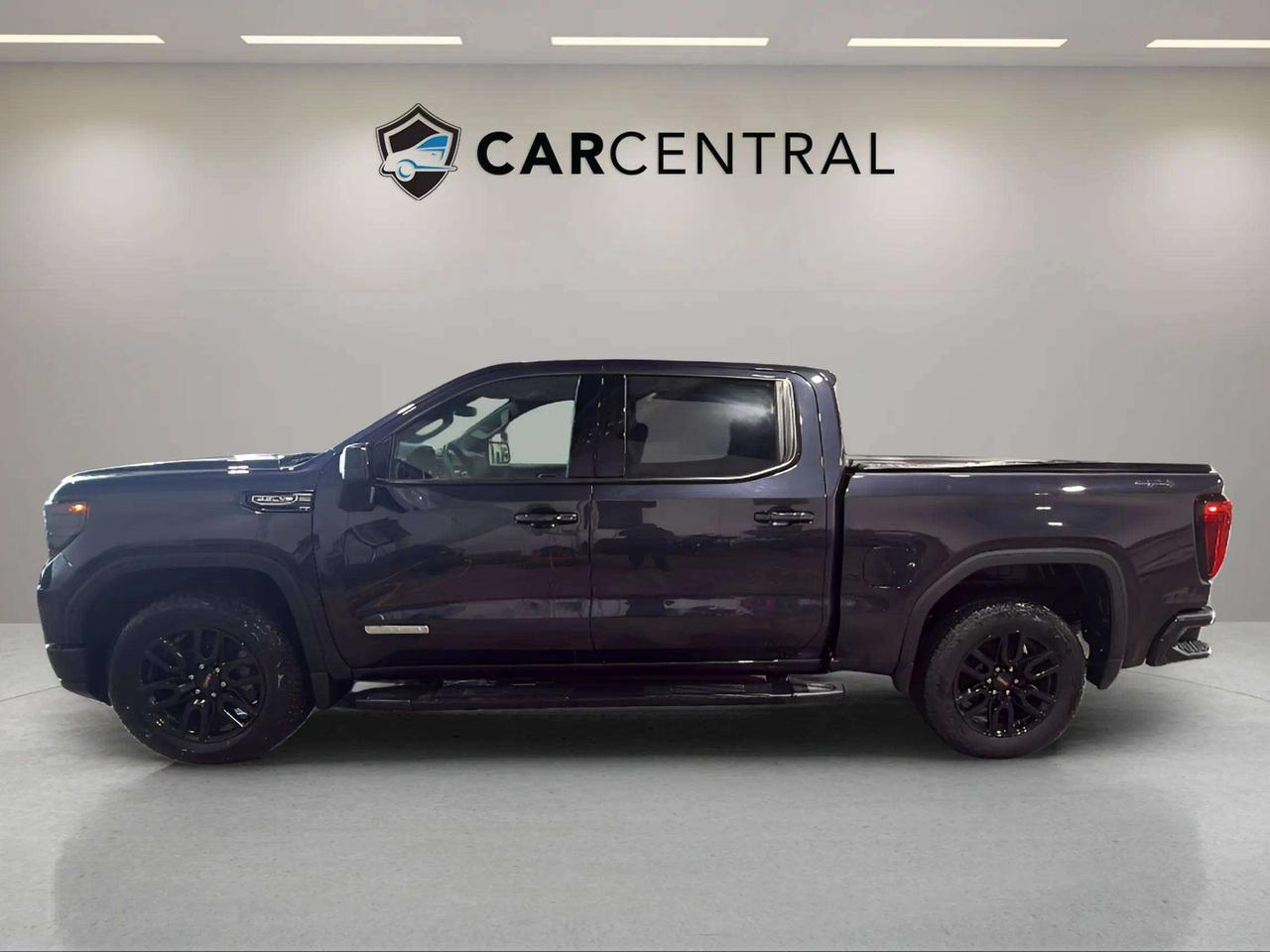 2024 GMC Sierra 1500 ELEVATION|CLEAN CARFAX|1 OWNER |CREW|TONNEAU Photo