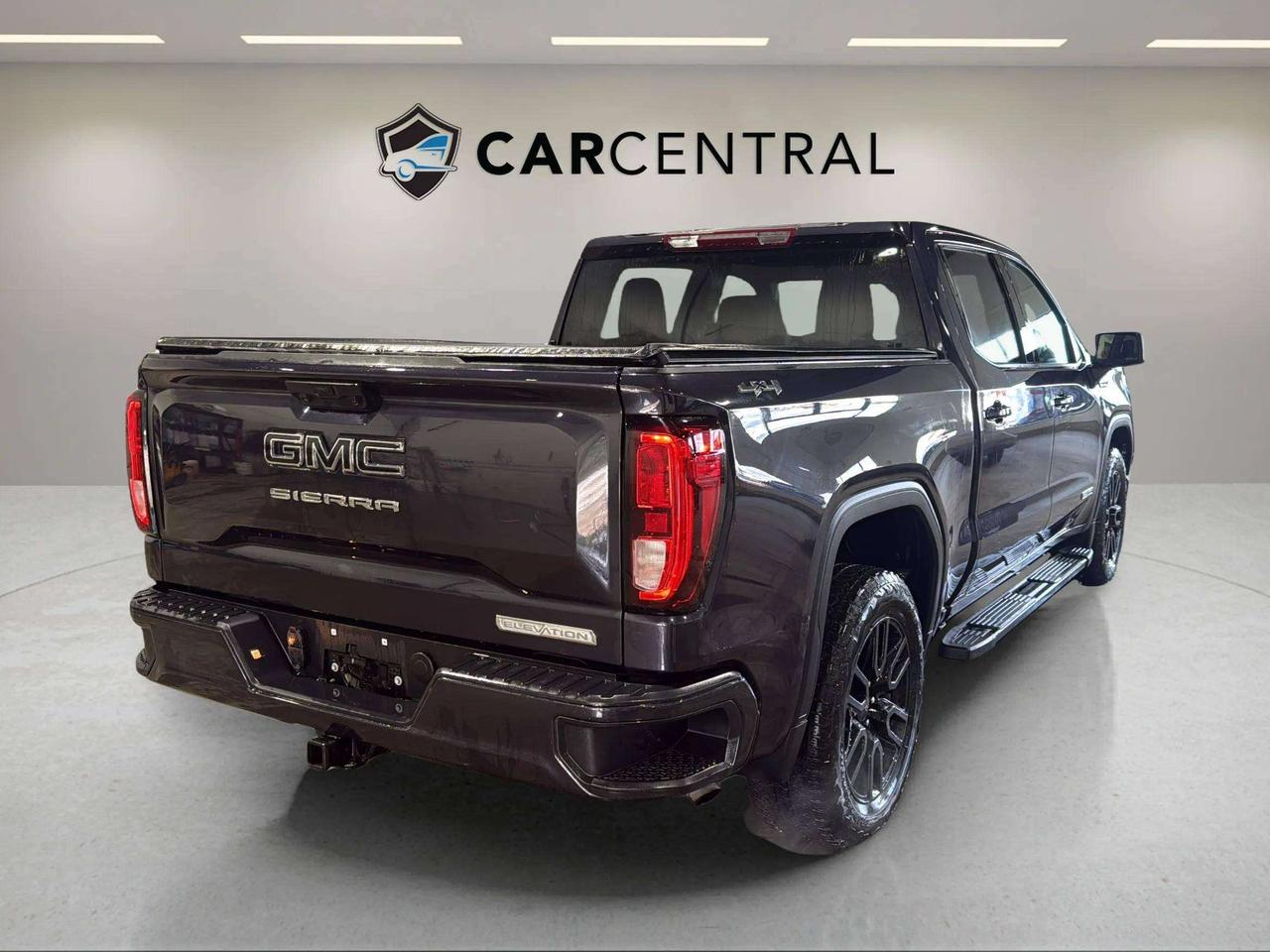 2024 GMC Sierra 1500 ELEVATION|CLEAN CARFAX|1 OWNER |CREW|TONNEAU Photo