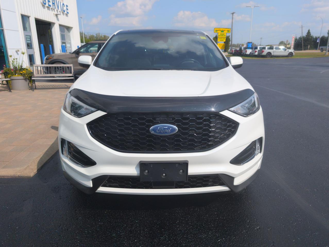 2022 Ford Edge ST Line Photo2