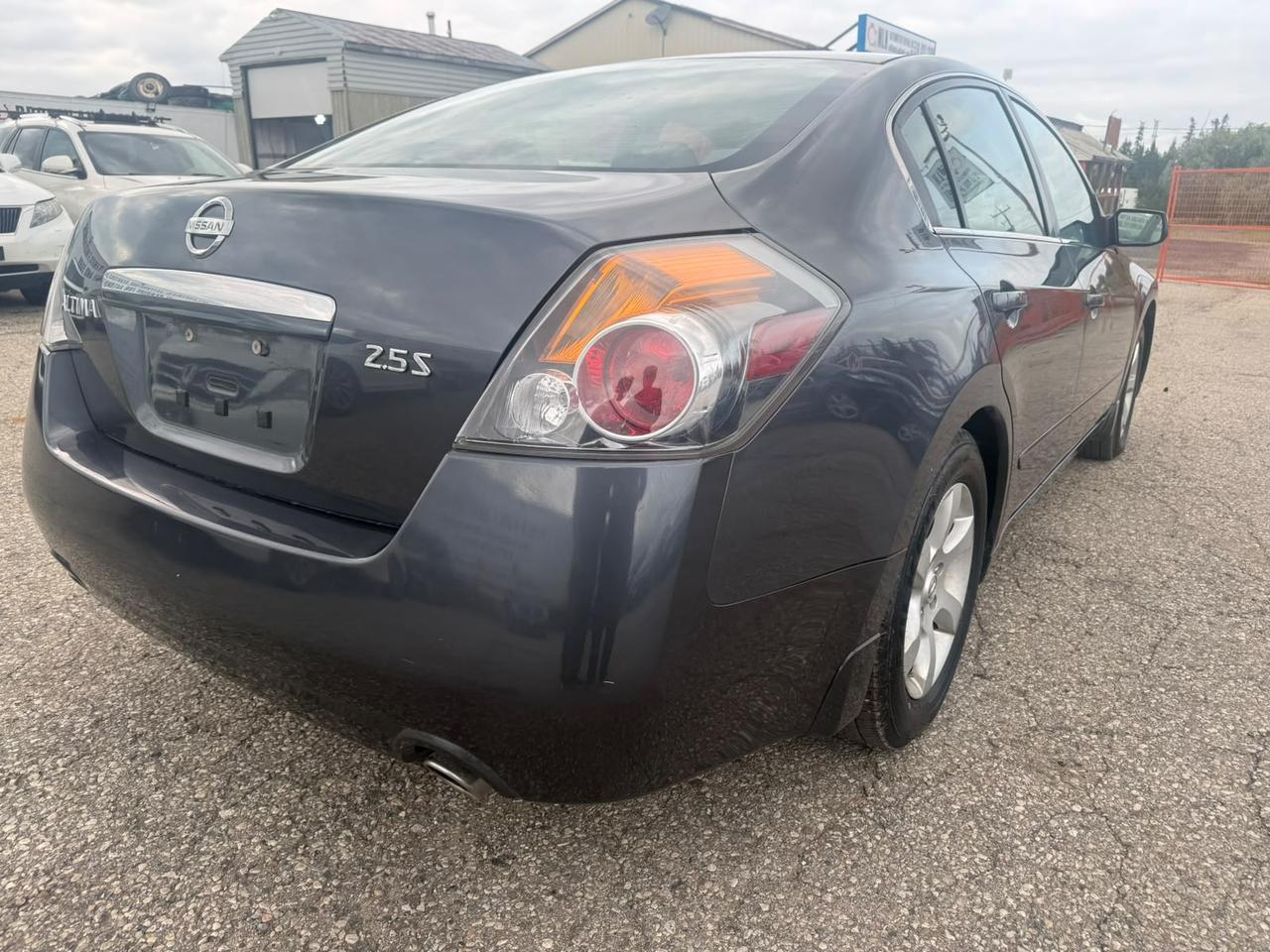 2009 Nissan Altima 2.5 S Photo