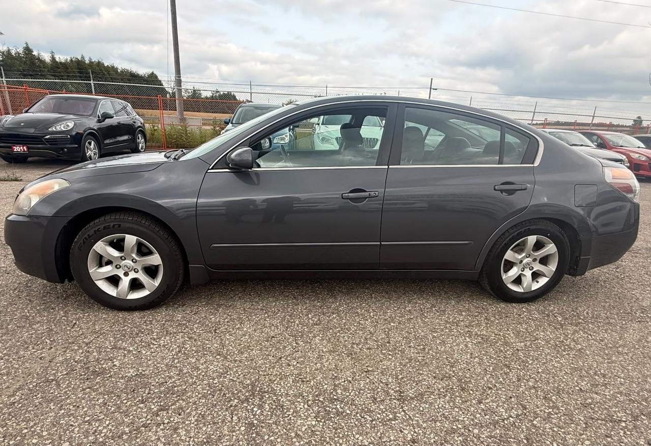 2009 Nissan Altima 2.5 S Photo