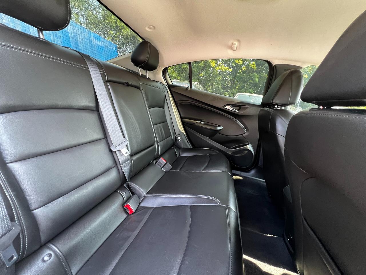 2018 Chevrolet Cruze Premier Photo