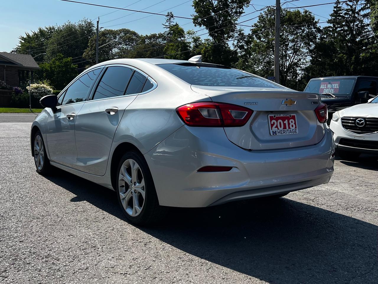 2018 Chevrolet Cruze Premier Photo