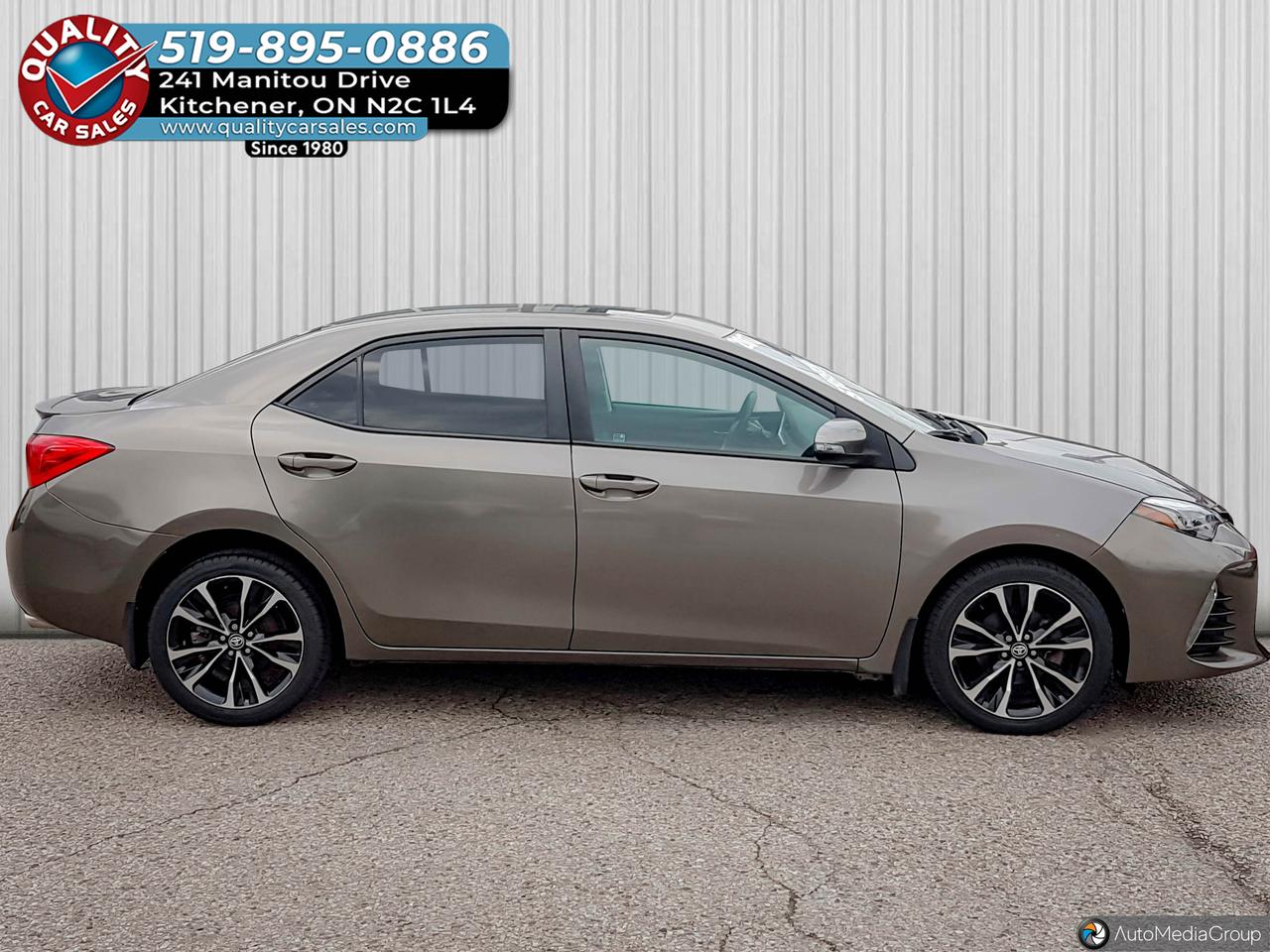 2017 Toyota Corolla SE *SUNROOF* Photo