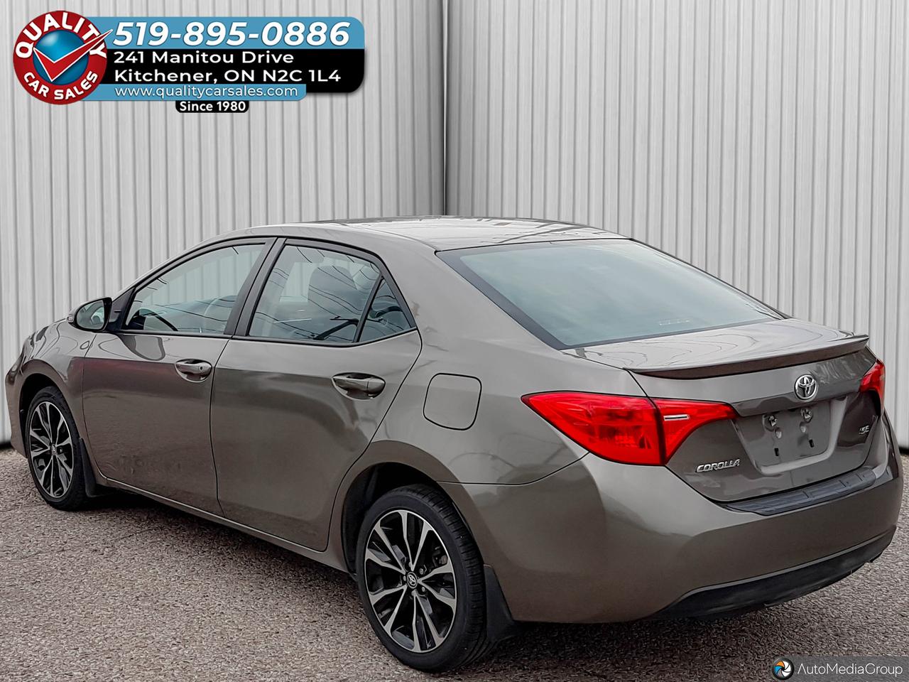 2017 Toyota Corolla SE *SUNROOF* Photo4