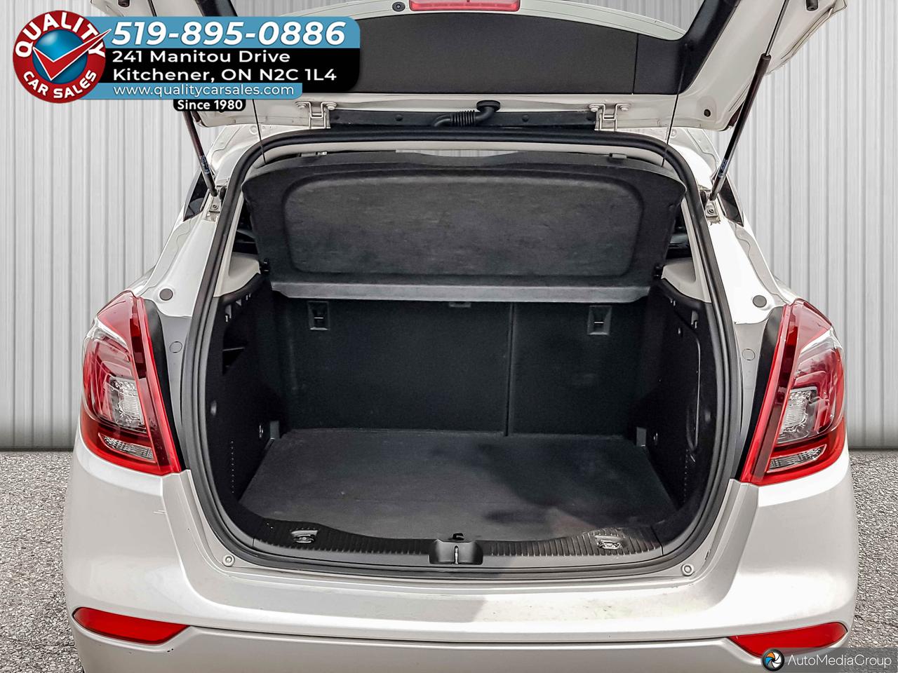 2017 Buick Encore Essence *LEATHER-SUNROOF* Photo