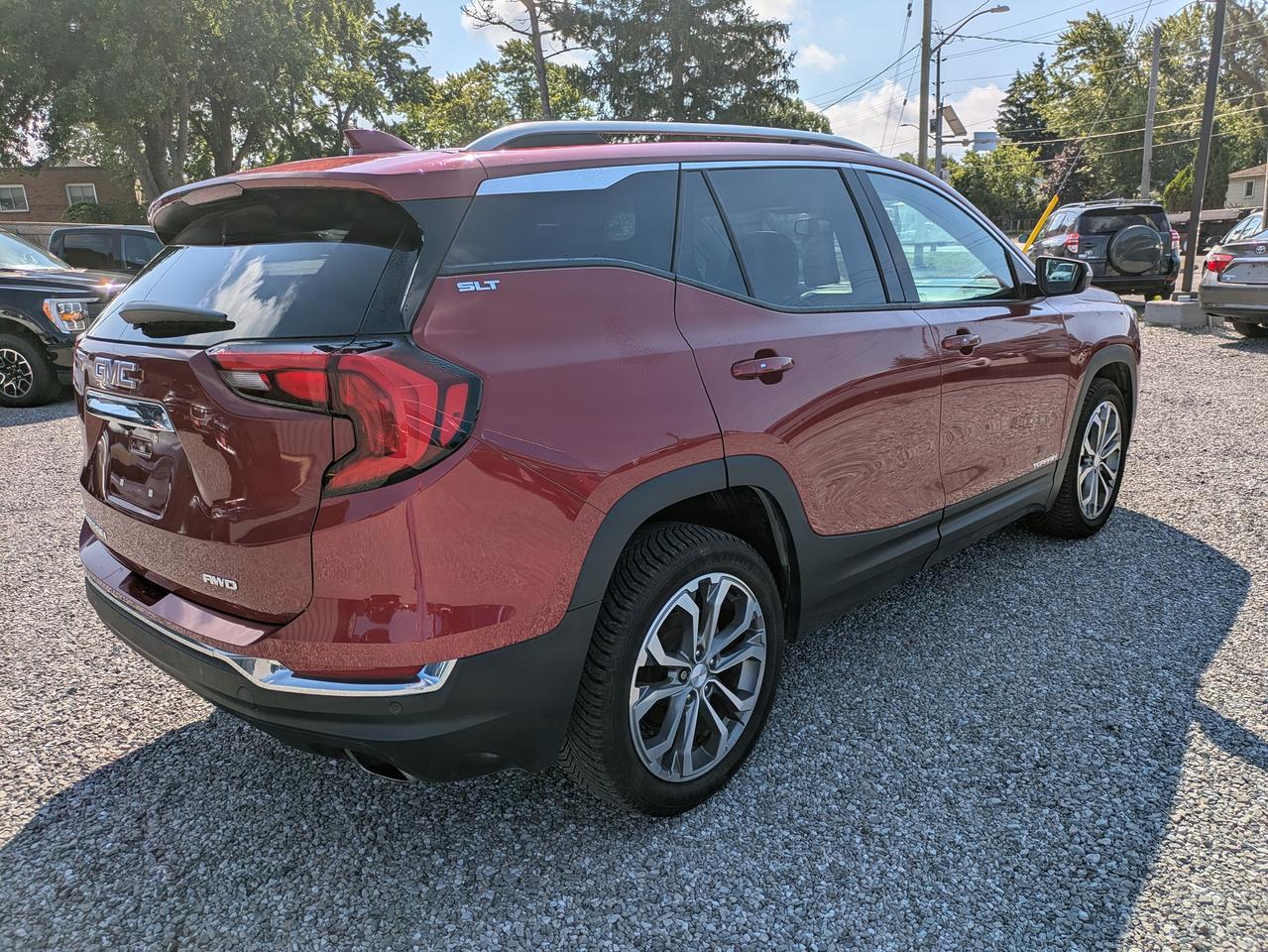 2019 GMC Terrain AWD 4DR SLT Photo4