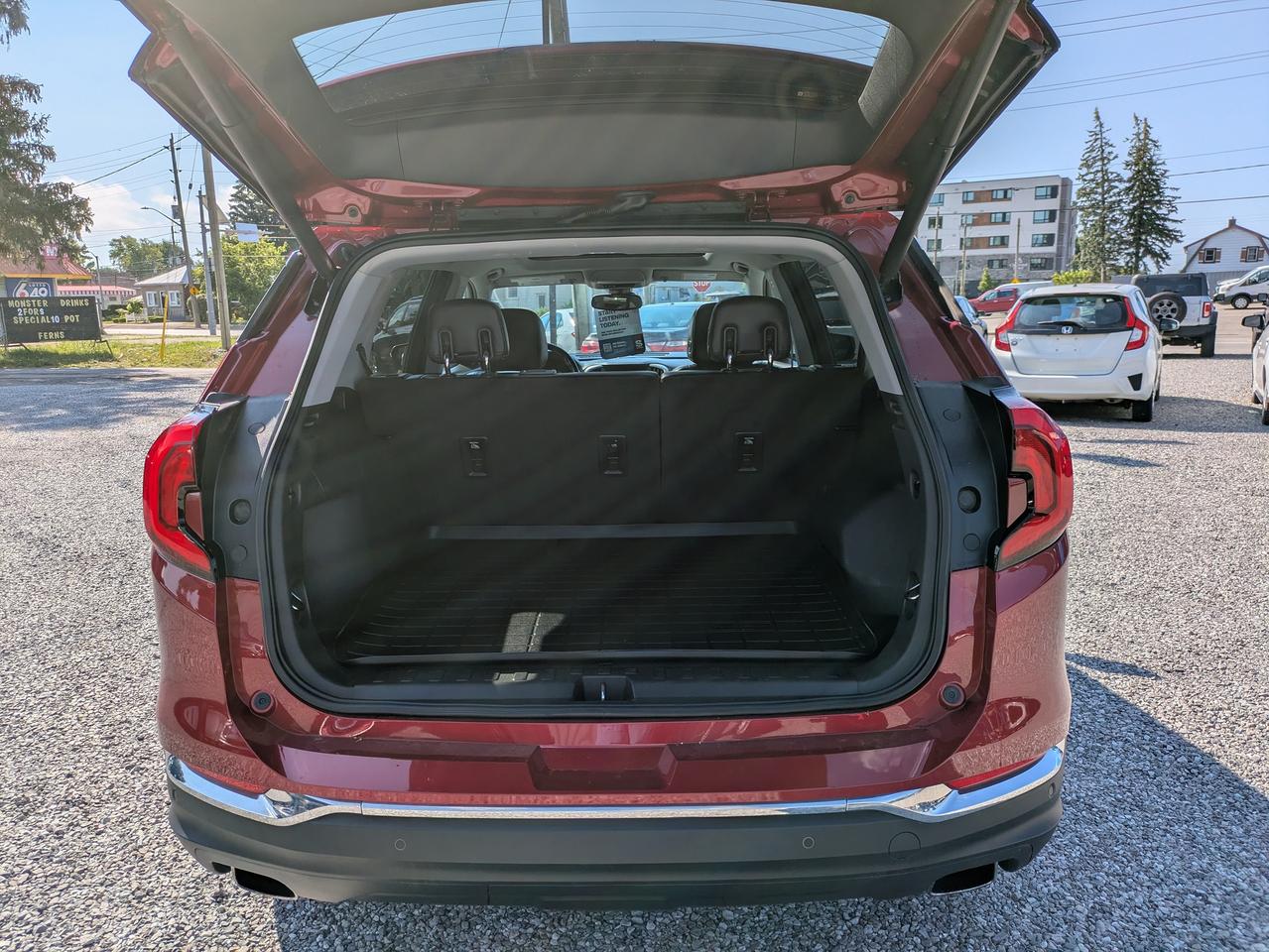 2019 GMC Terrain AWD 4DR SLT Photo