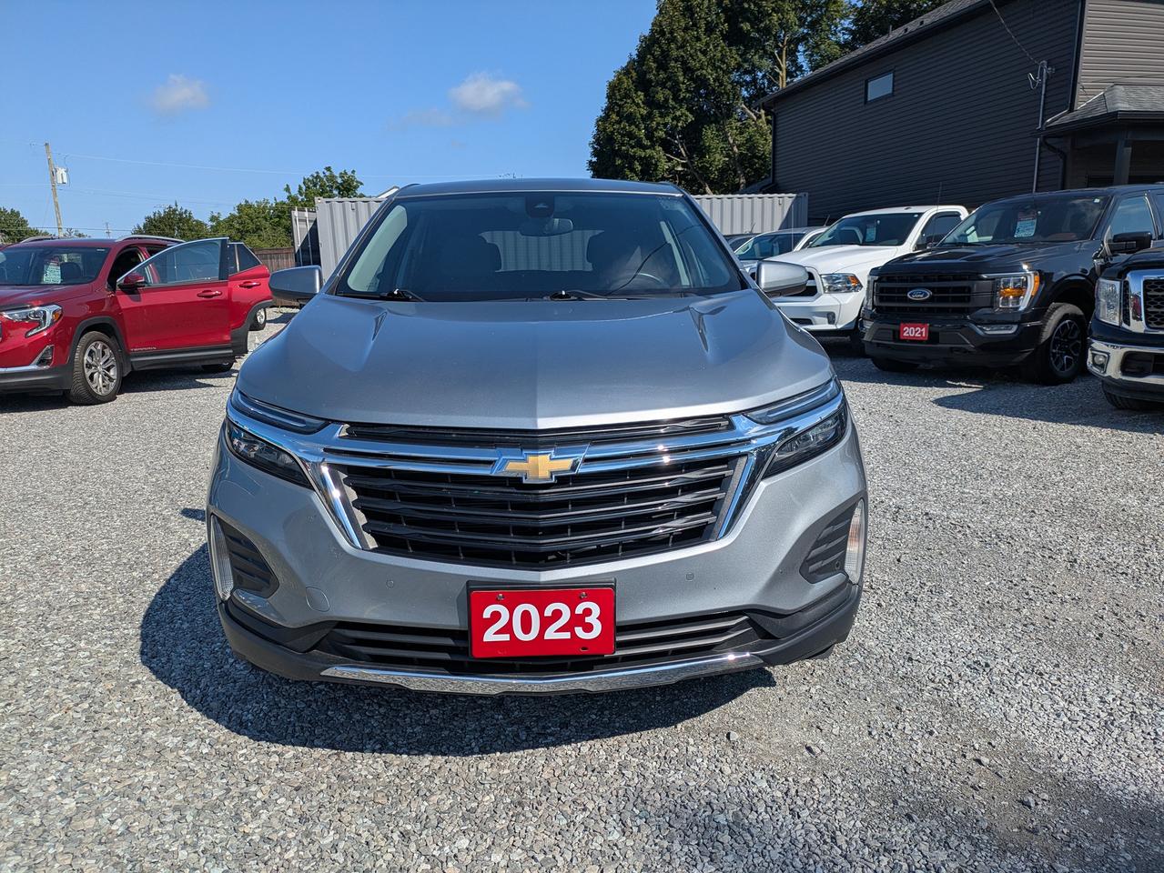2023 Chevrolet Equinox FWD 4dr LT Photo