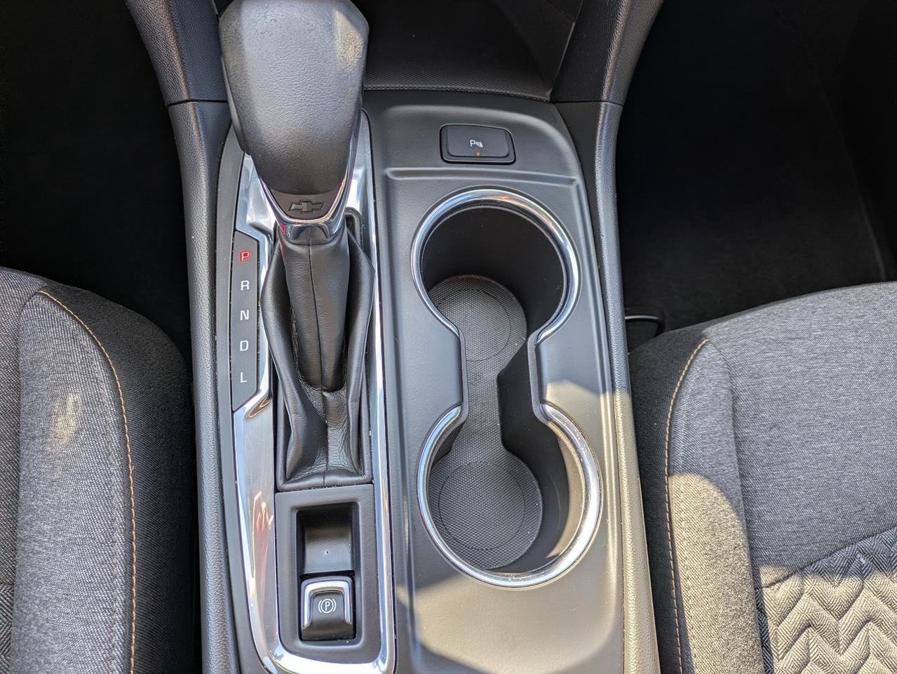2023 Chevrolet Equinox FWD 4dr LT Photo