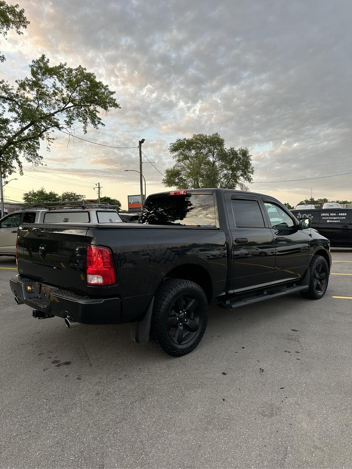 2017 RAM 1500 Big Horn Photo