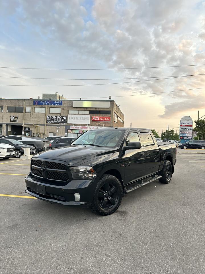 2017 RAM 1500 Big Horn - Photo #6