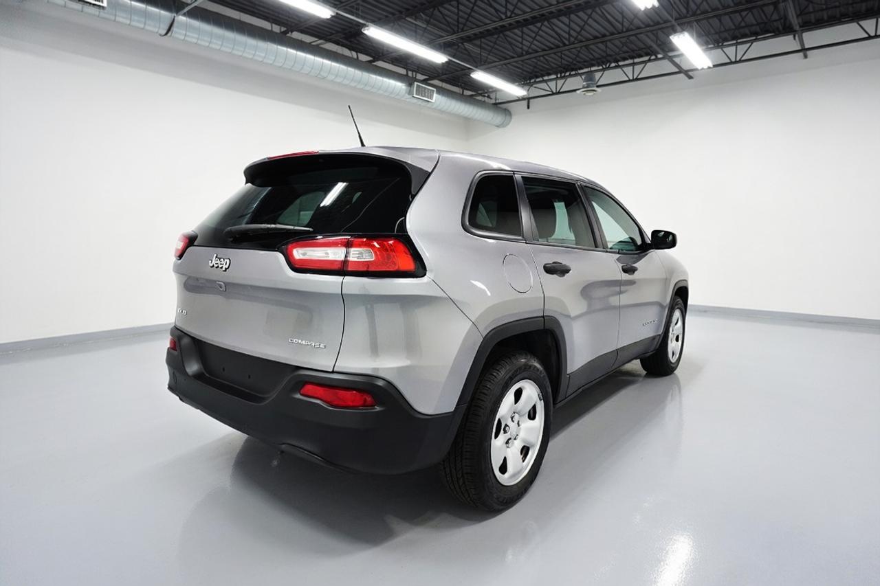 2016 Jeep Cherokee SPORT,NO ACCIDENT,ONE OWNER,4X4,SUPER CLEAN,LOW KM Photo