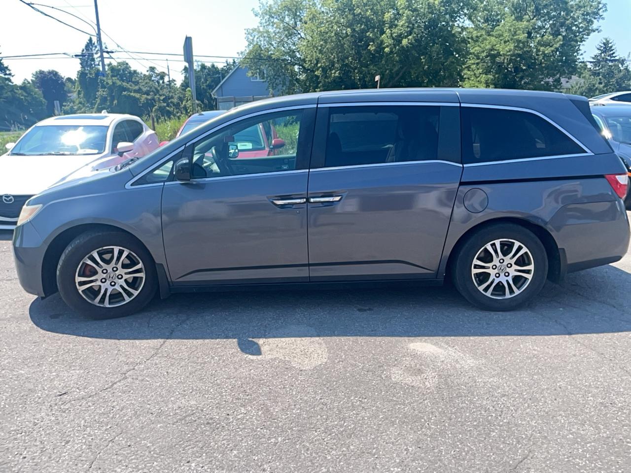 2012 Honda Odyssey EX Photo