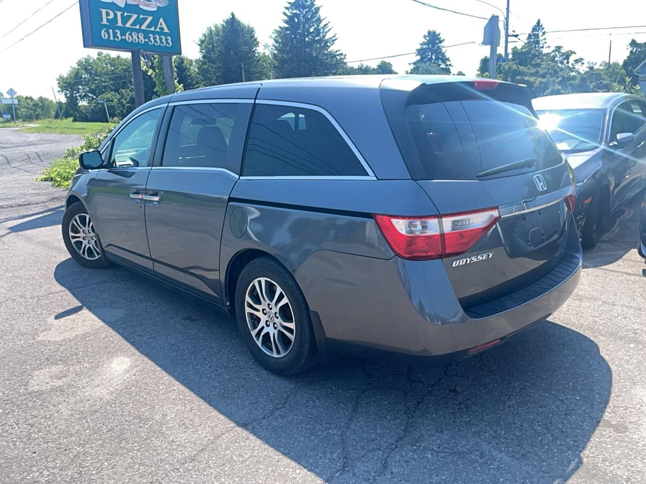 2012 Honda Odyssey EX Photo