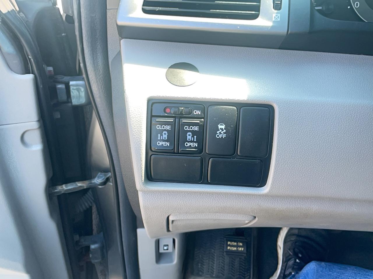 2012 Honda Odyssey EX Photo