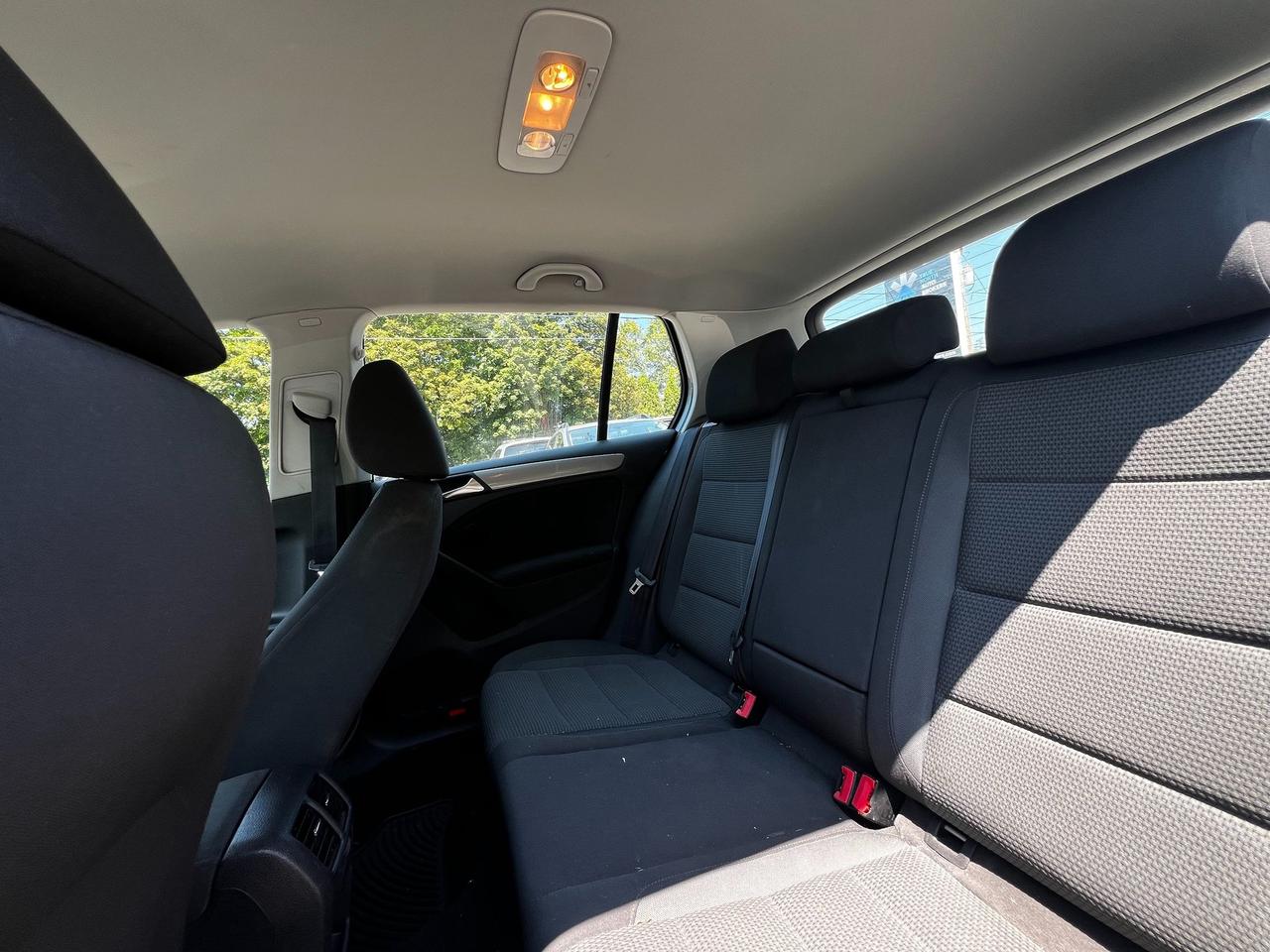 2011 Volkswagen Golf 5dr HB Auto Photo